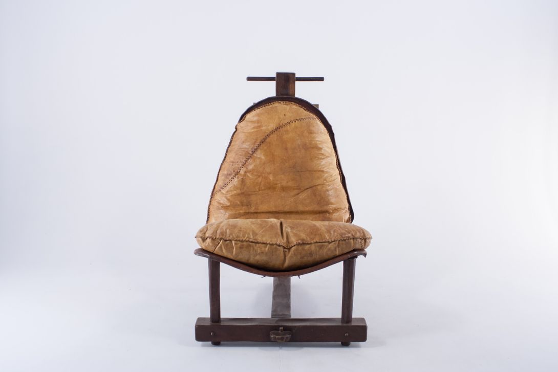 Foto Brazilian Big Kahuna Crown Chair with Upholstery 1955