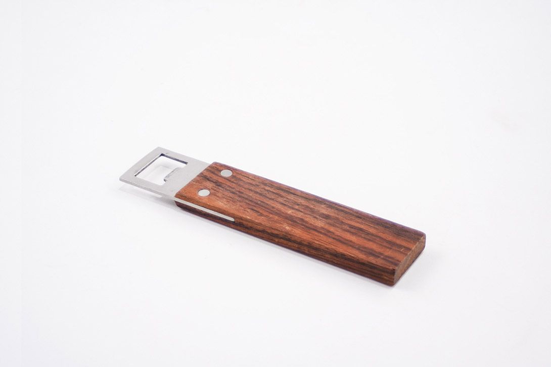 Foto Bottle Opener Red Painted