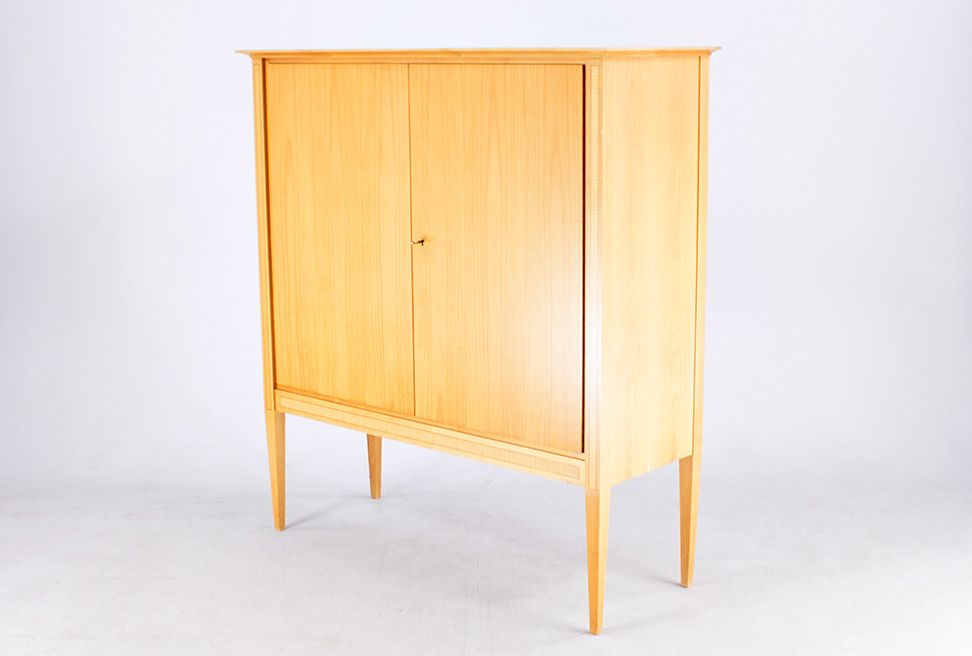 Foto Classic Oak Dresser Hellerau 1948