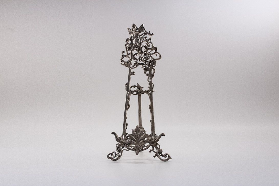 Foto Menu Stand with Decorated Ornaments h58 Potsdam 1880