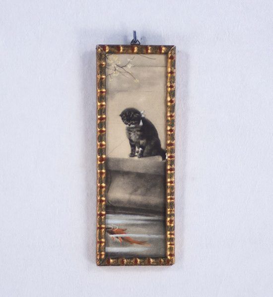 Foto Small Painting of a Cat h27x10 24B14