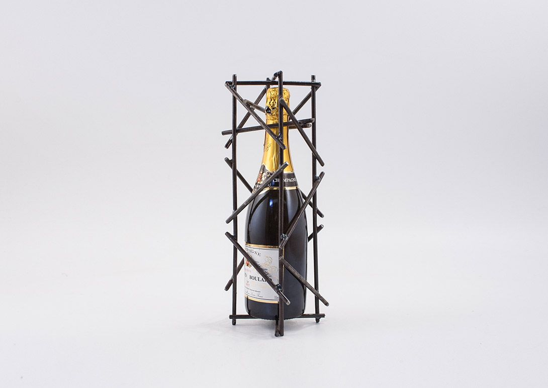 Foto Champagne Bottle in Grid