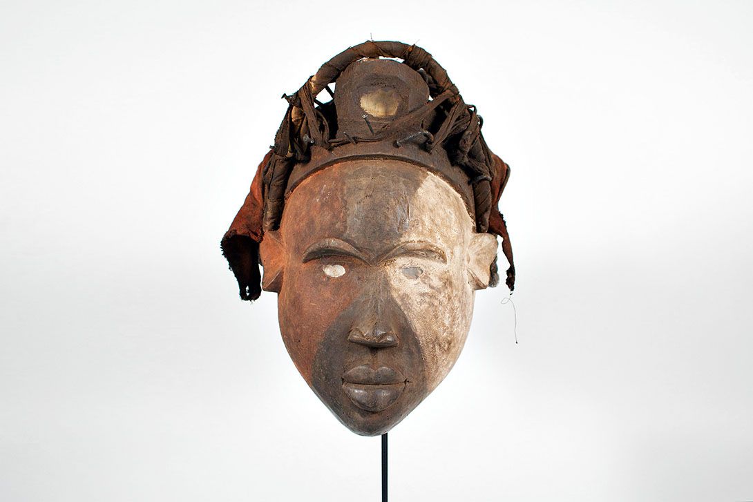 Foto African Ritual Mask 1930 h40x23x30