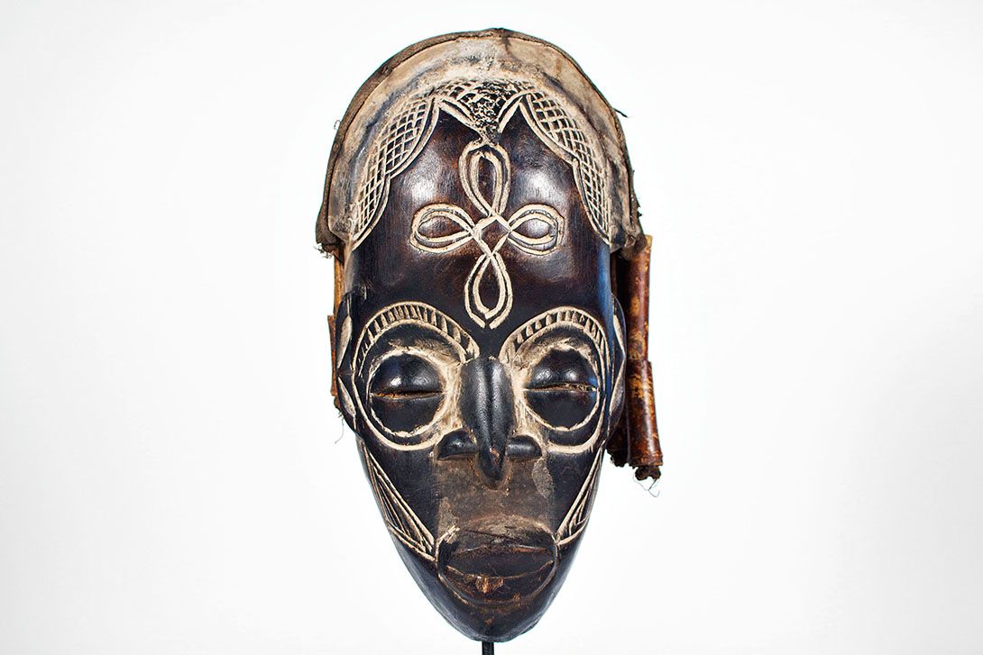 Foto Carved African Ritual Mask Somali 1945