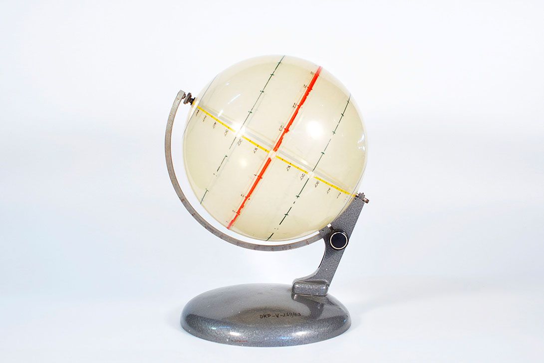 Foto GDR Globe Latitudinal Lines h45x35x30