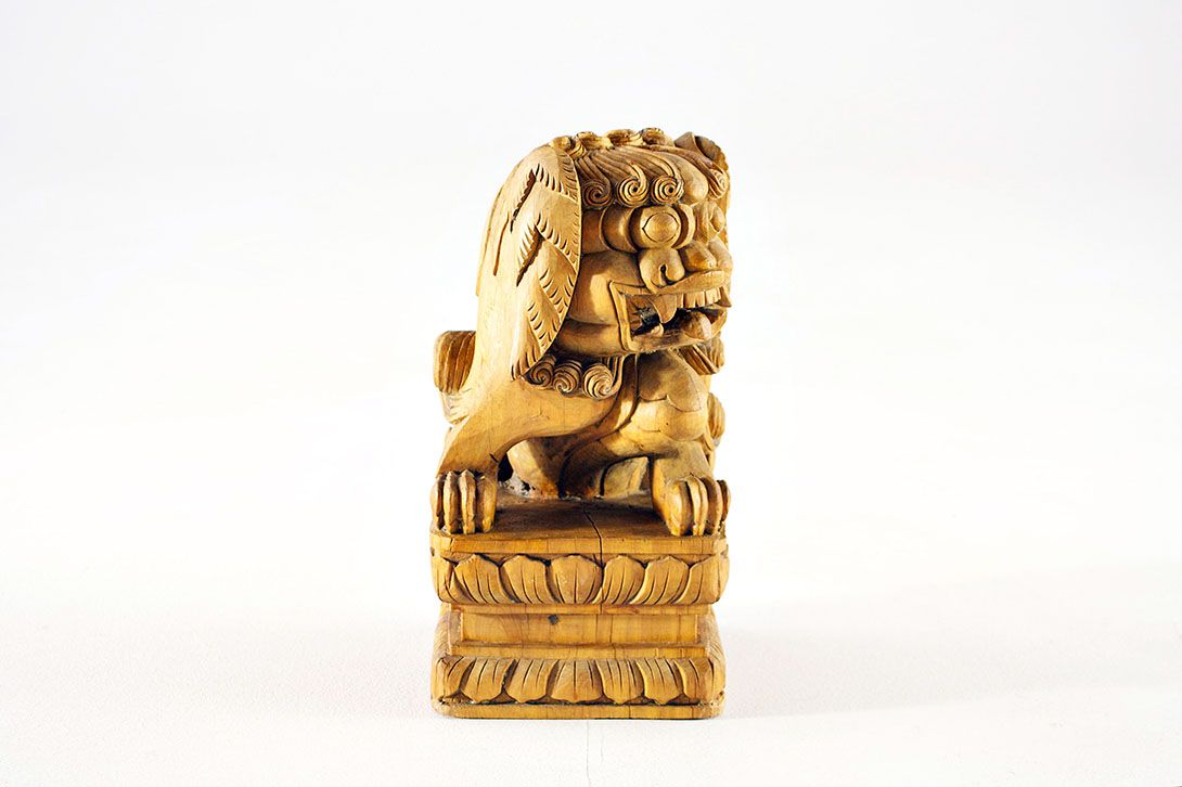 Foto Carved Dragon Sculpture China 1970 h30x15x16