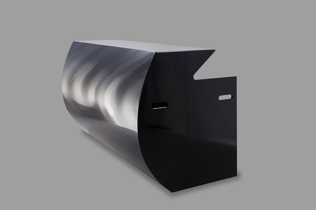 Foto Black Glossy Bar h116x200x93 //