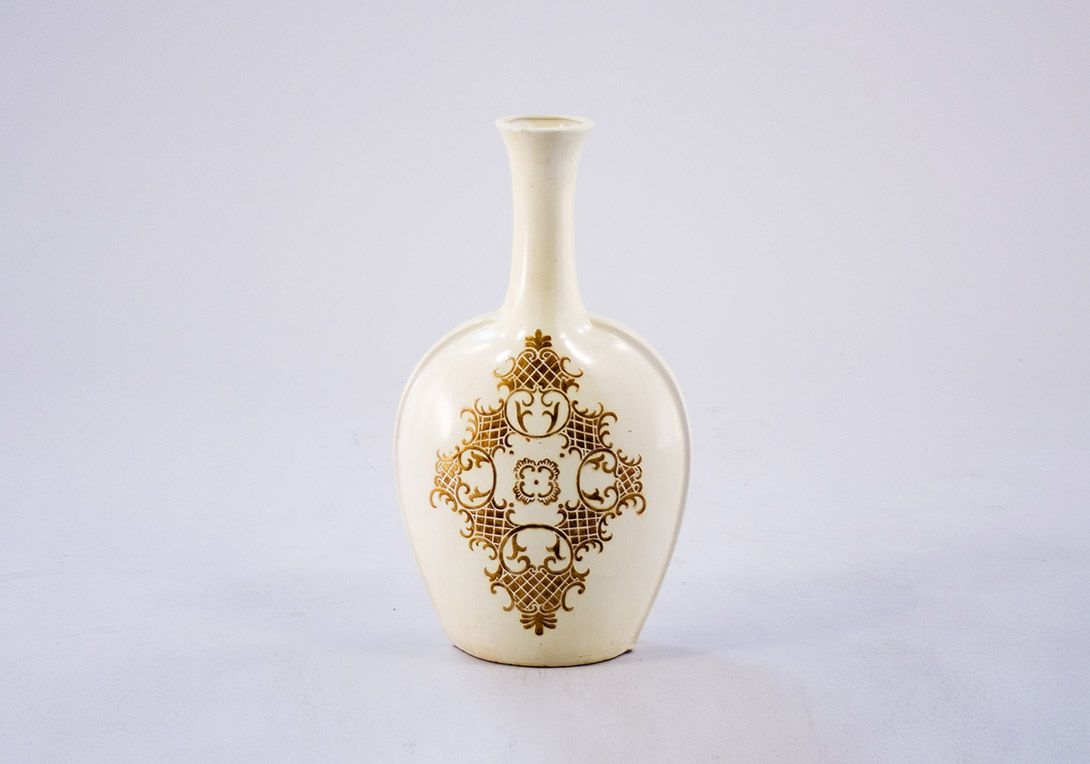 Foto White Porcelain Floor Vase with Gold Ornament h60cm