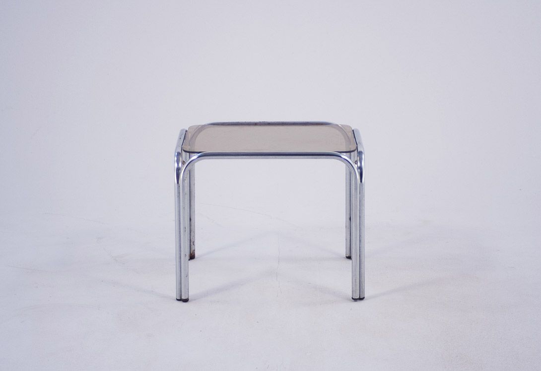 Foto Coffee Table with Metal Frame and Glass Top h34x45x34