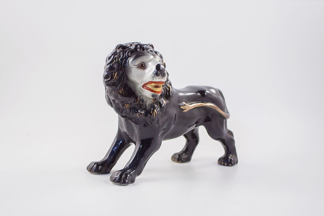 Foto Black Porcelain Lion h30x40x20