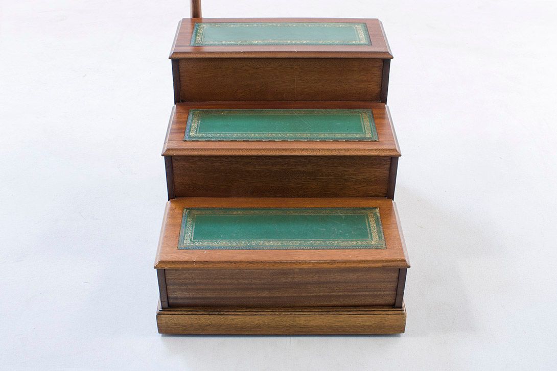 Foto Library Ladder with Hidden Mini Bar h154x63x79