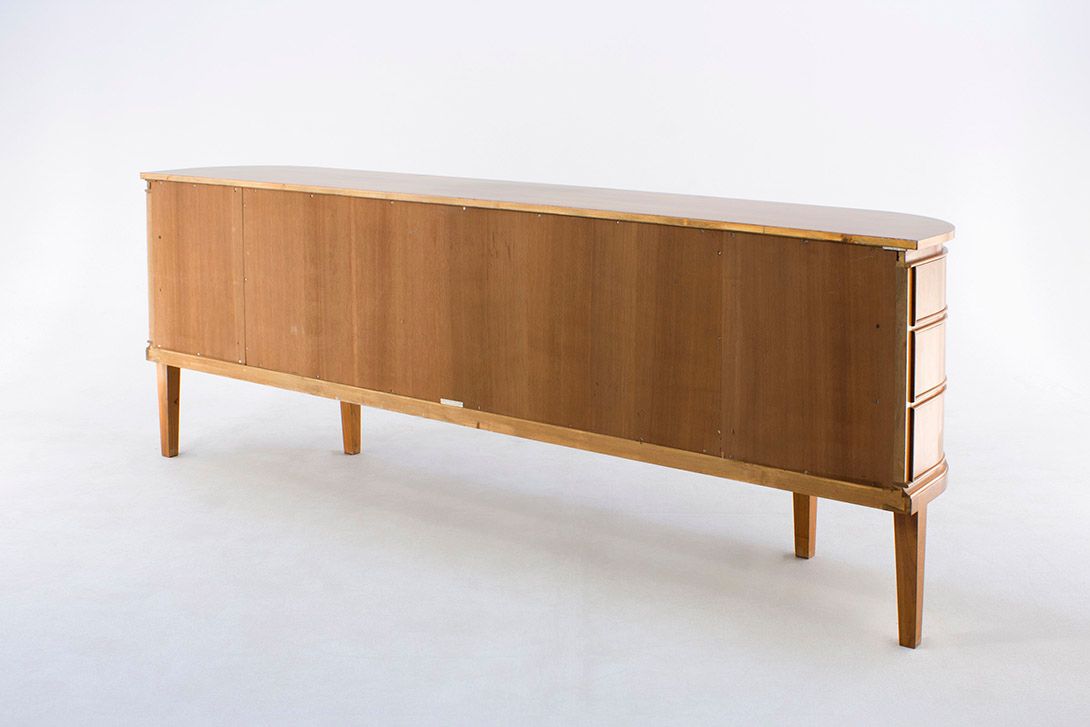 Foto Sideboard with Curved Corners Bruno Paul Berlin 1935 w220