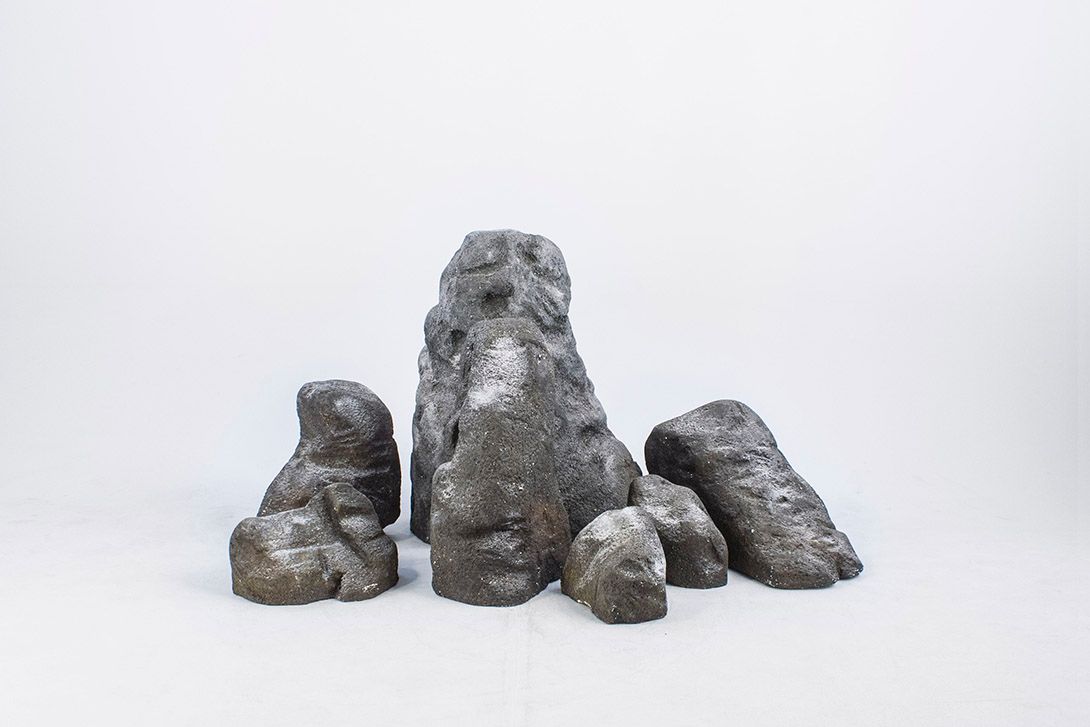 Foto Large Decorative Styrofoam Stones up to h100cm