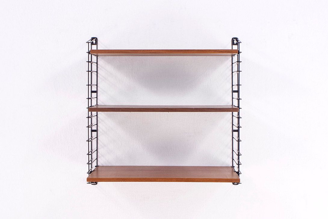 Foto String Shelves Unit with Double Grid Denmark 1975 h70