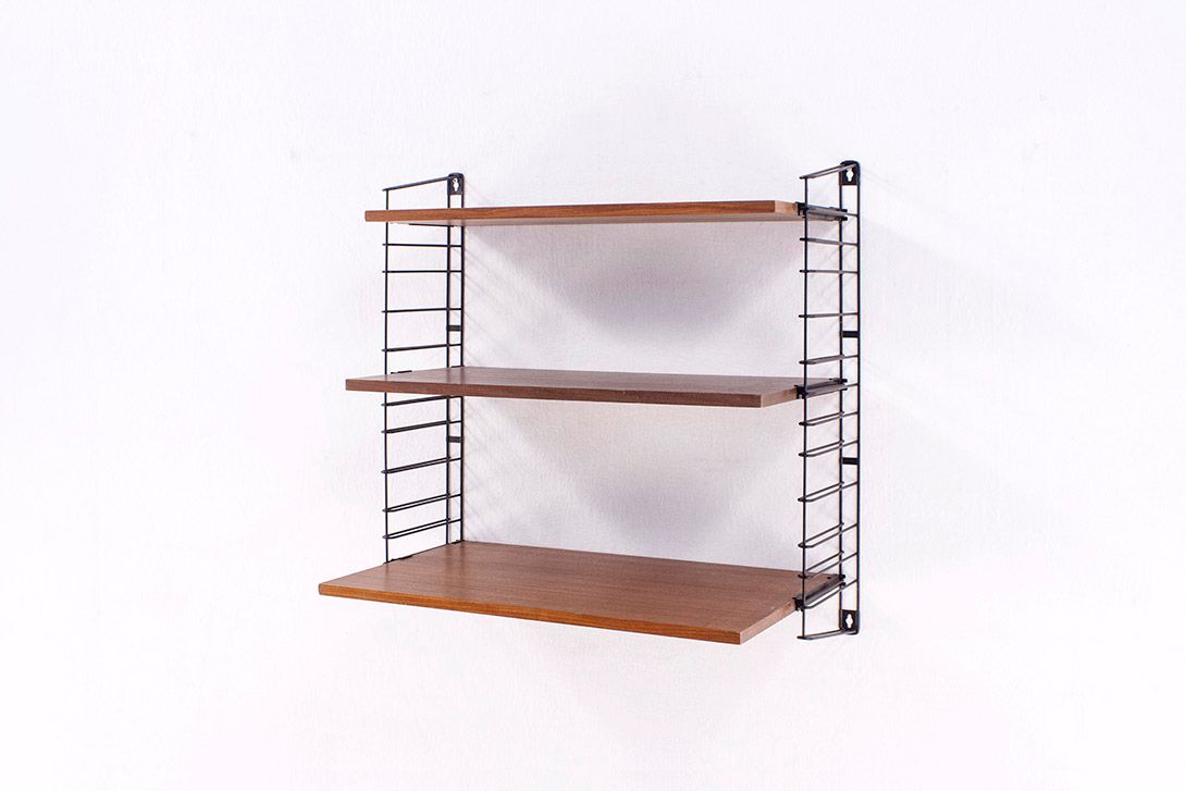 Foto String Shelves Unit with Double Grid Denmark 1975 h70