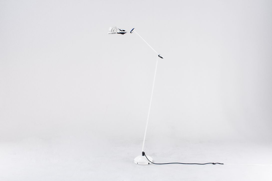 Foto Floor Lamp Model Igloo Lumina by Tommaso Cimini Italy 1971 h155 B1+