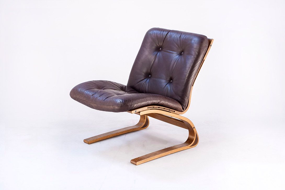 Foto Danish Modern Lounge Chair by Rykken of Norway 1970