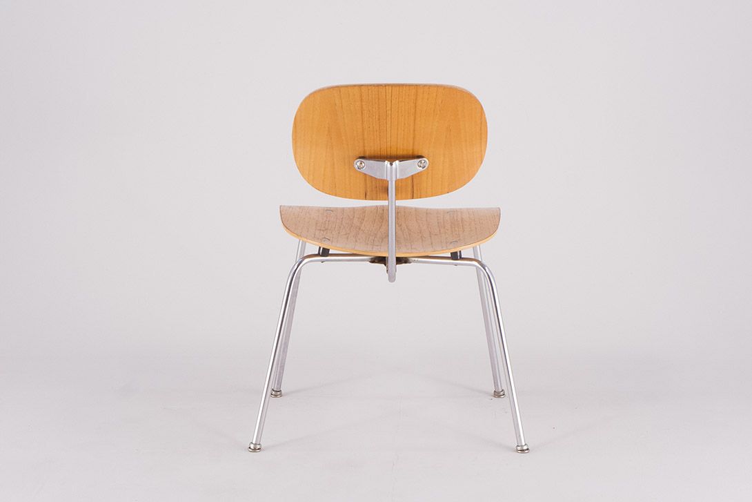 Foto Wooden Chair SE 68 Plywood Oak Light with Chrome Frame and Large Seat