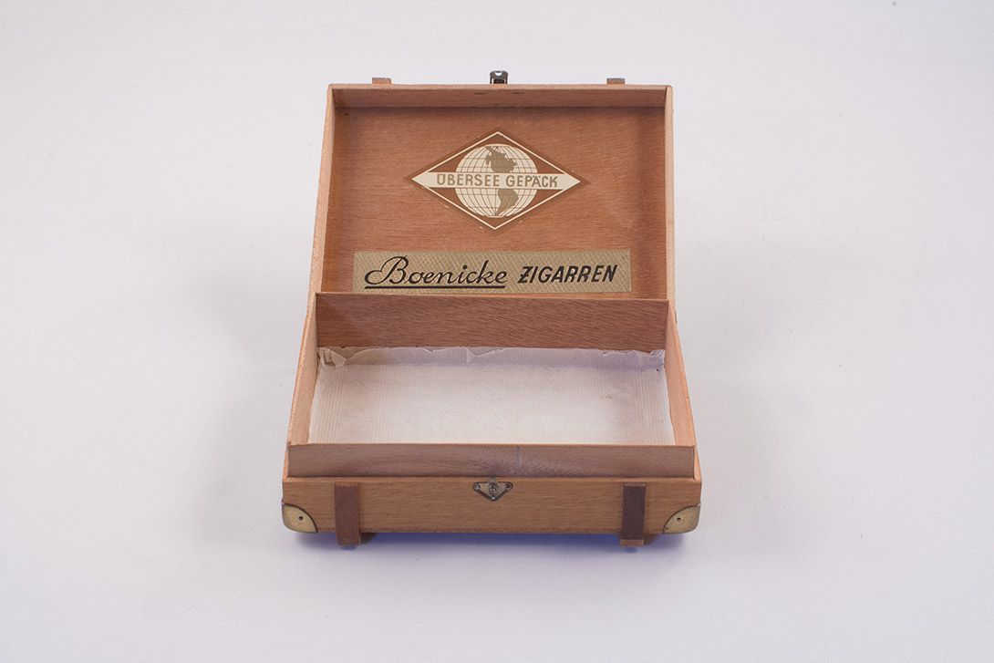 Foto Boenicke Cigars Box 1935 h6x18x14