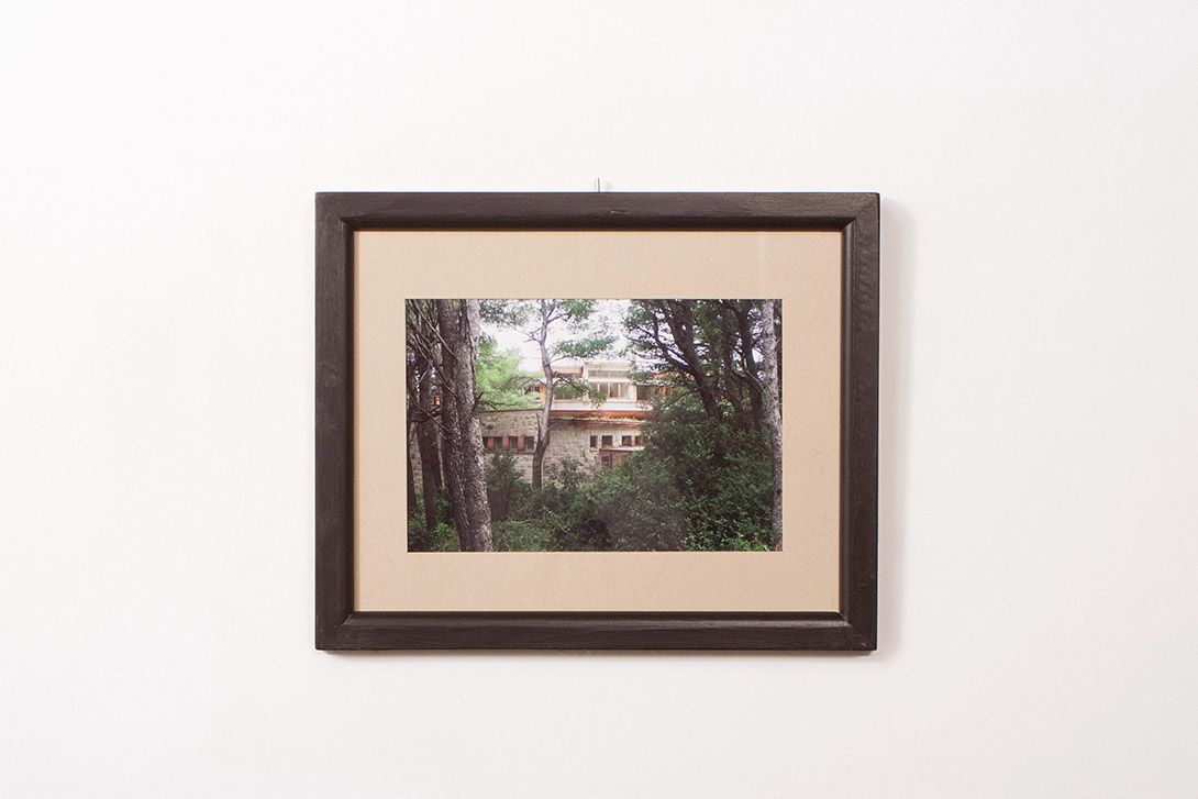 Foto Photo of an Abandoned House h35x43 15D8