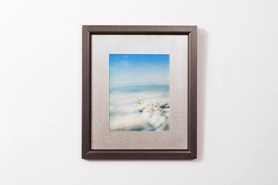 Foto Print of the Twin Towers Breaking Through the Clouds h40x35 16D9