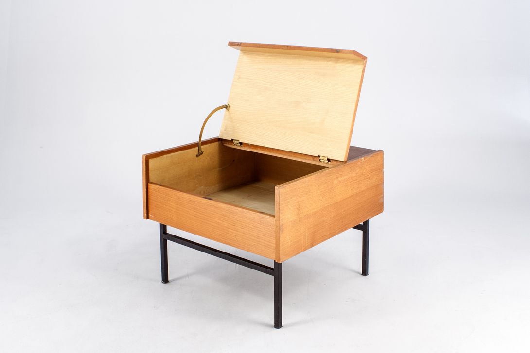 Foto Modern Side Table with Storage Box Germany 1966 h55x70x70