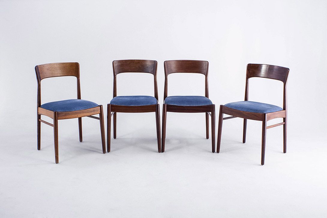 Foto Blue Velvet Dining Chairs by KS Møbler