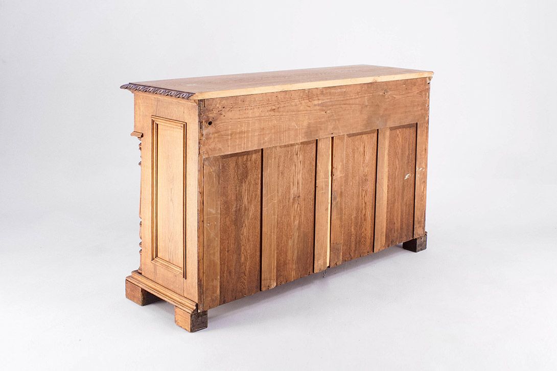 Foto Massive Carved Sideboard with Integrated Worktop Alsace 1860 w150