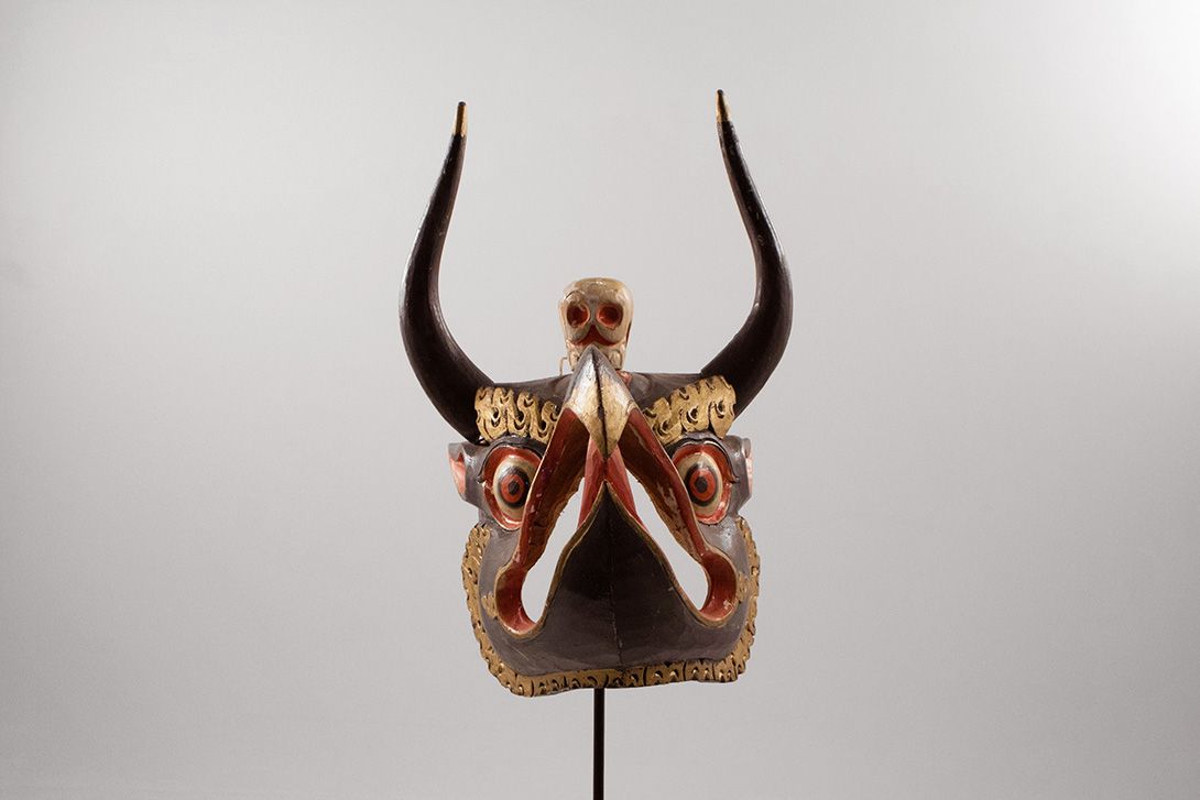 Foto Japanese Mask h32x20x19