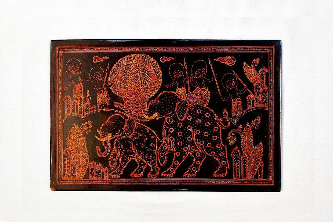 Foto Balinese Wood Picture Tiger Hunt with Elephant h30x45 27B15