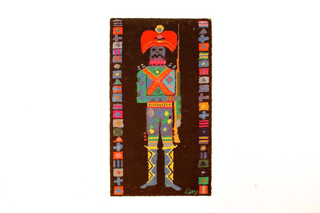 Foto Colorful Tapestry of a Soldier Artist Collection Schwabing h85x48 30B1