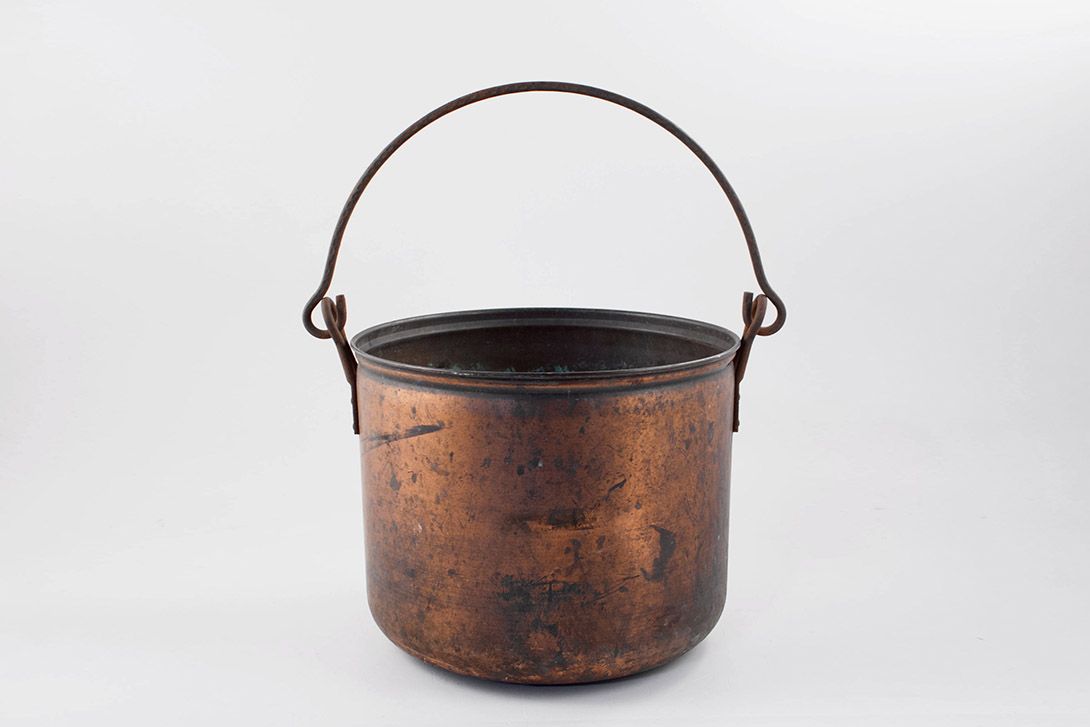 Foto Copper Pot with Handle