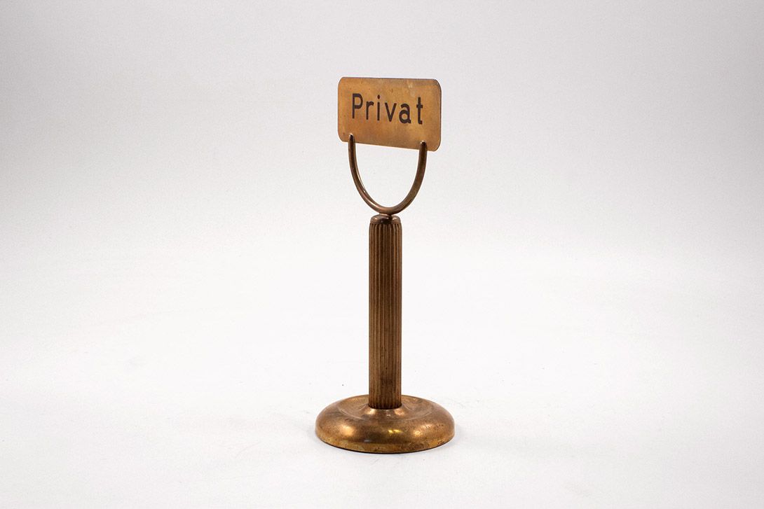 Foto Privat Metal Desk Sign