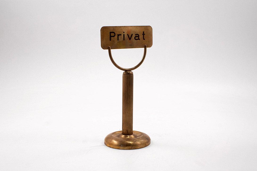 Foto Privat Metal Desk Sign