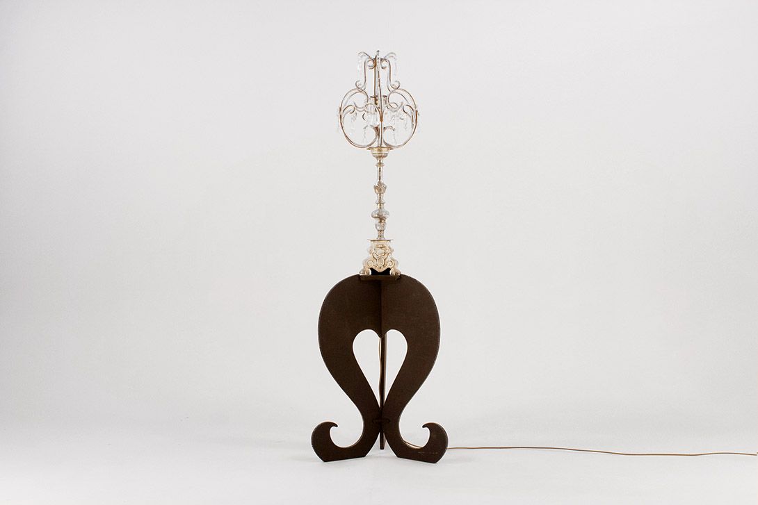 Foto Huge Standing Chandelier h195