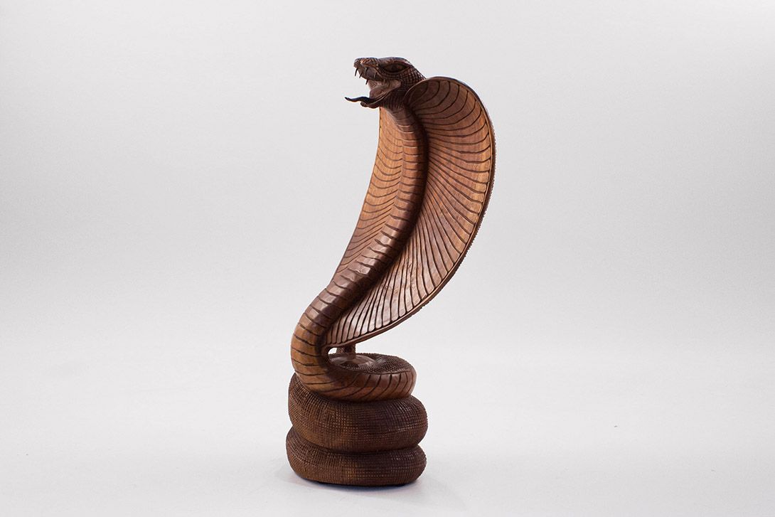 Foto Carved Cobra Sculpture h48cm Africa 1970
