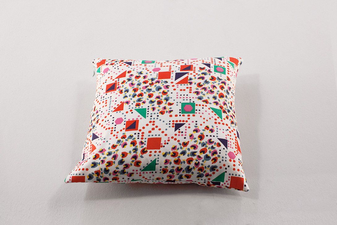 Foto Red Patterned Rianna+Nina Pillow h40x40