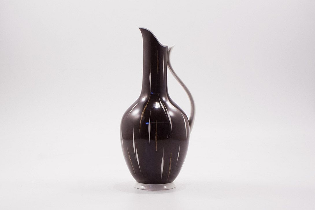 Foto Black Porcelain Vase