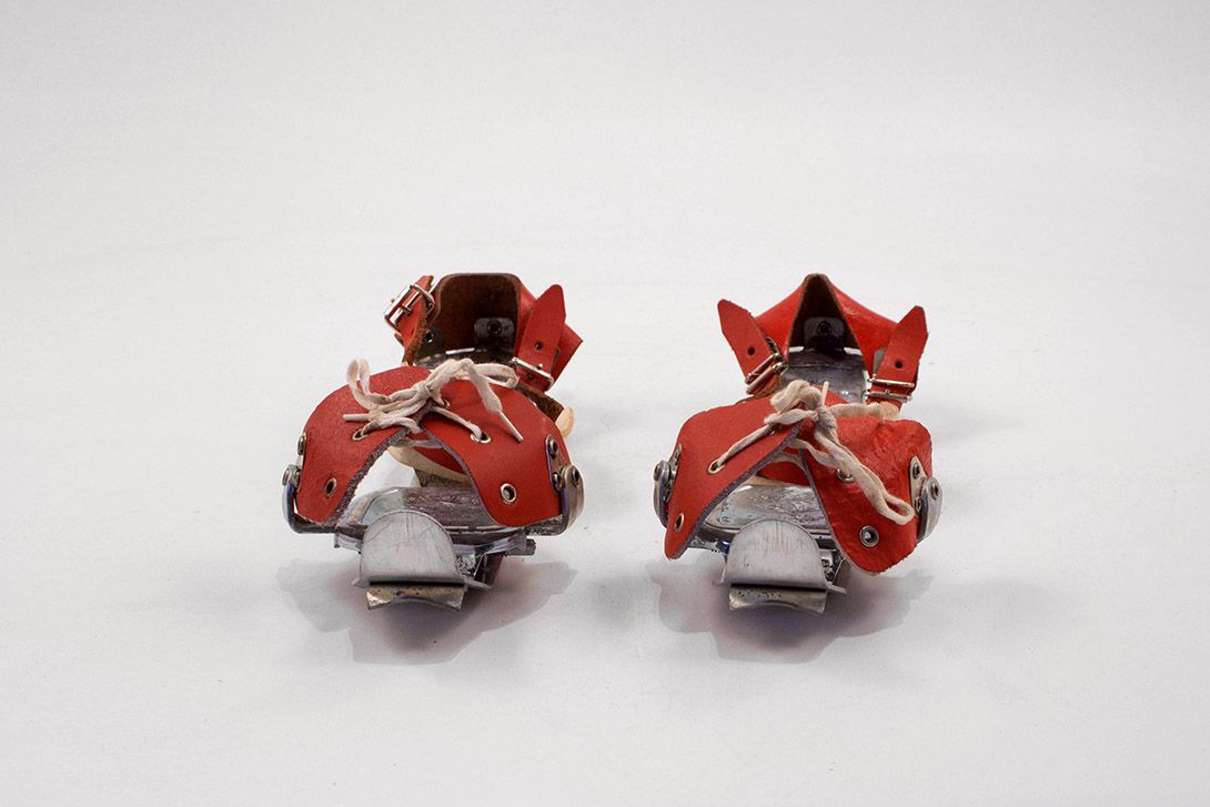 Foto Antique Weco Slide Shoes