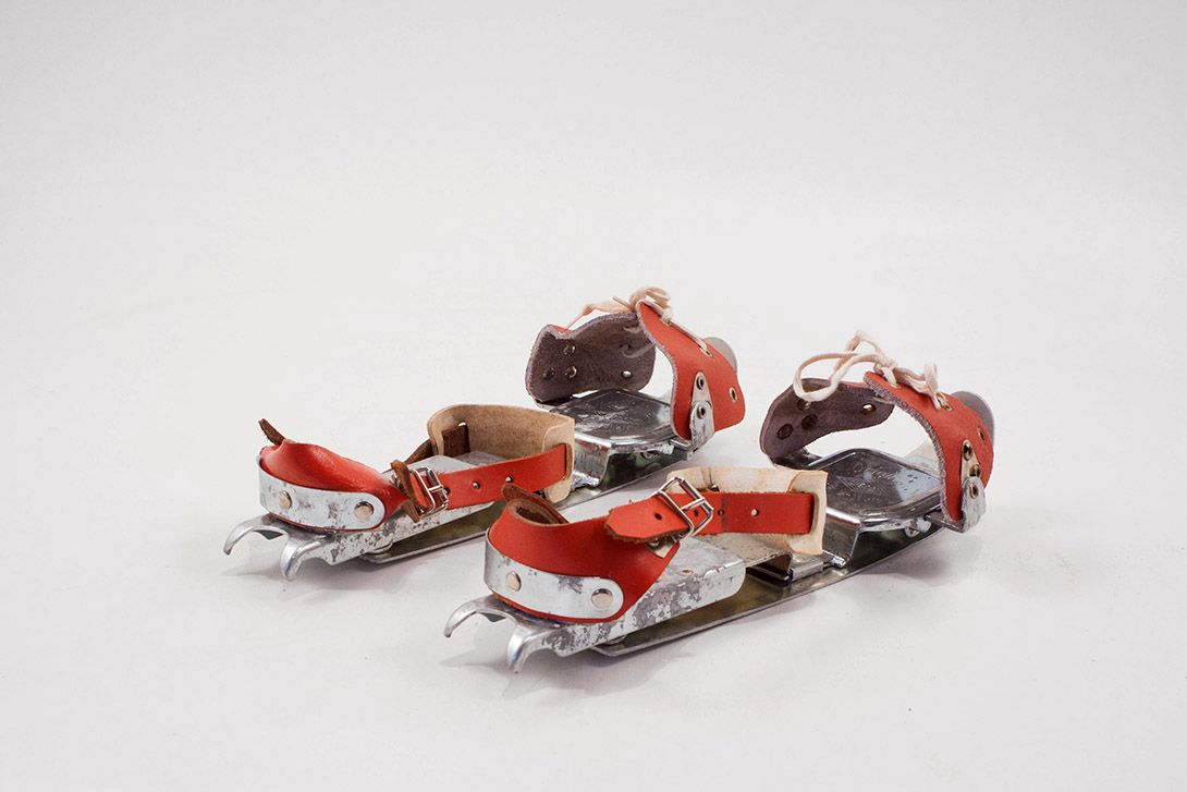Foto Antique Weco Slide Shoes