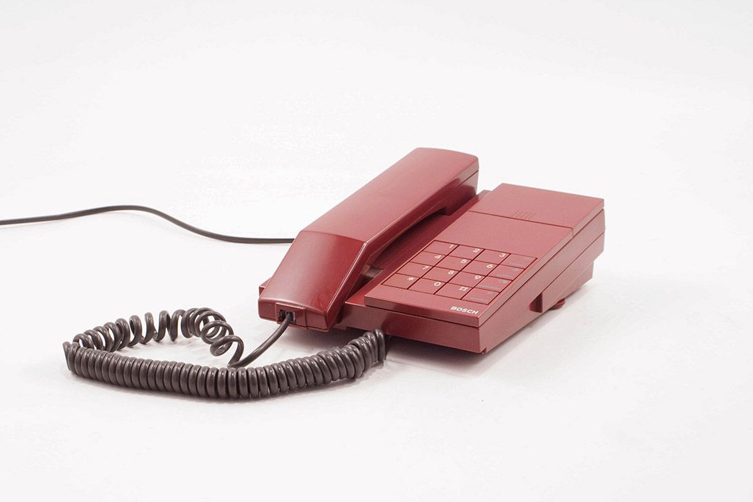 Foto Whinered Bosch Telephone Germany 1982