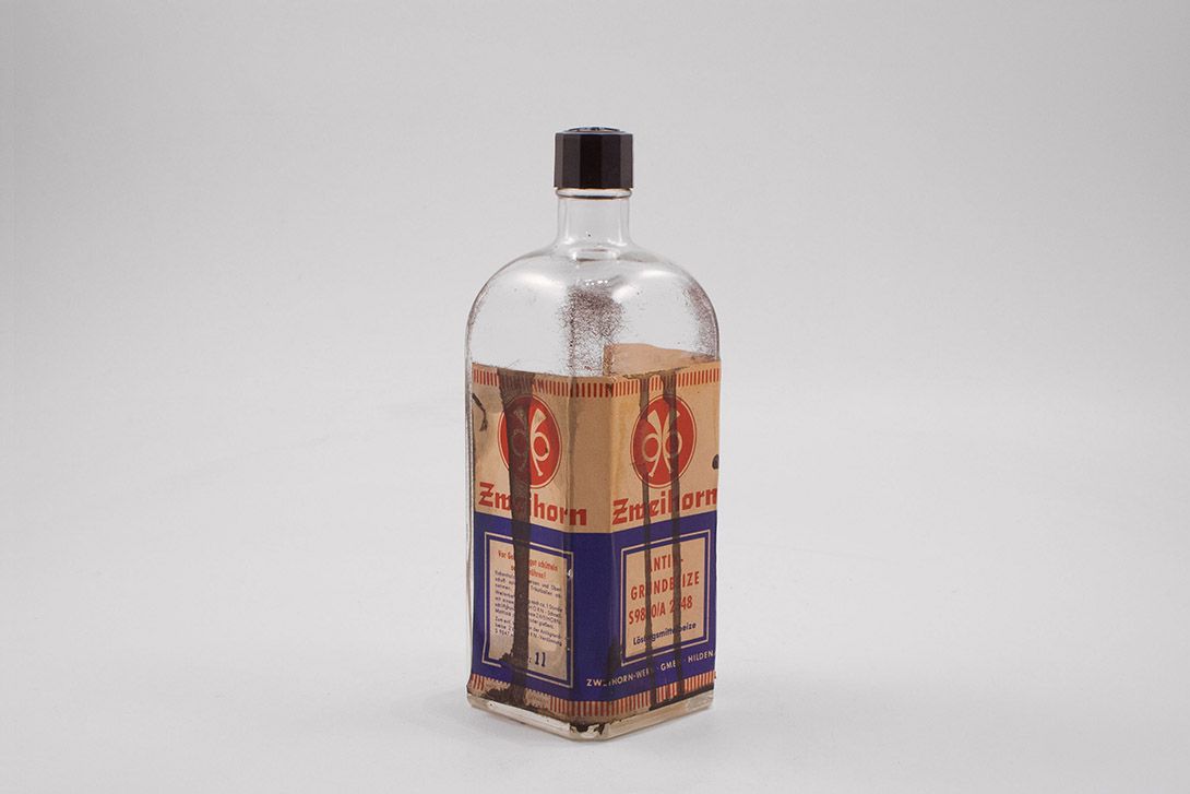 Foto Old Zweihorn Bottle Decoration h25x10x10