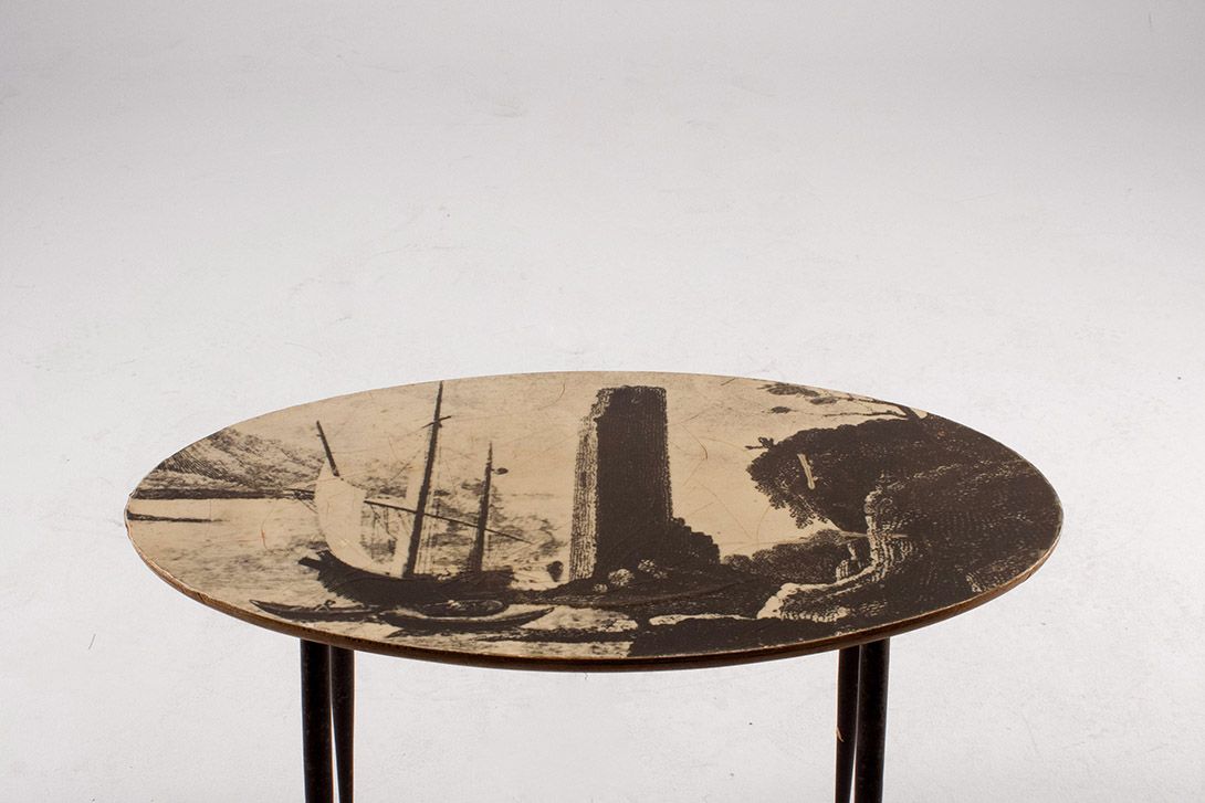Foto Italian Coffee Table with Ship Print 1955 h48x70x40