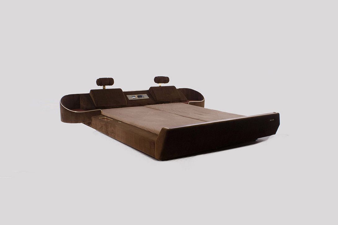 Foto Airomatic Double Bed with Integrated Radio 1970