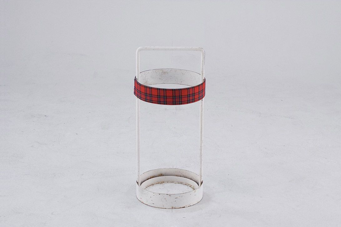 Foto Umbrella Stand with Checkered Pattern