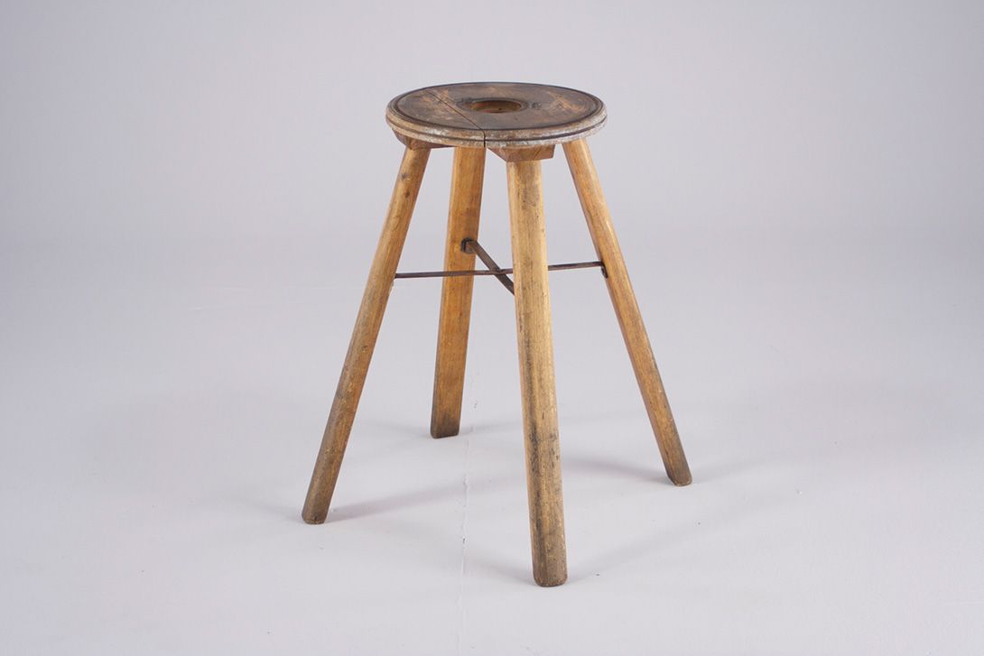 Foto Atelier Wooden Stool h60