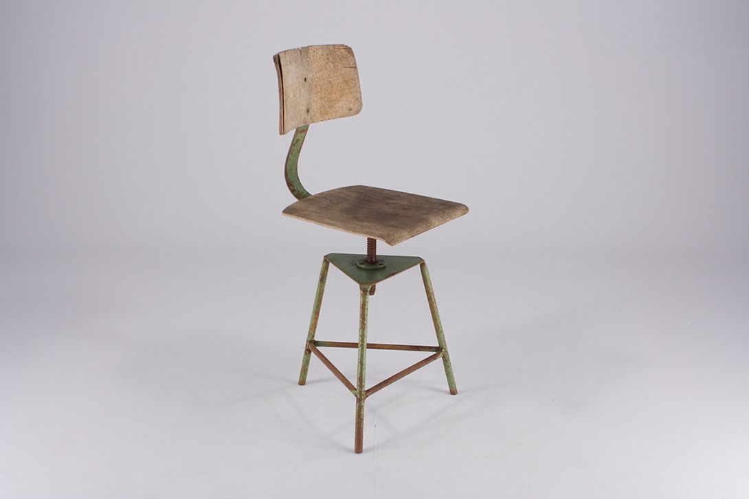 Foto Wood Workshop Artist Stool