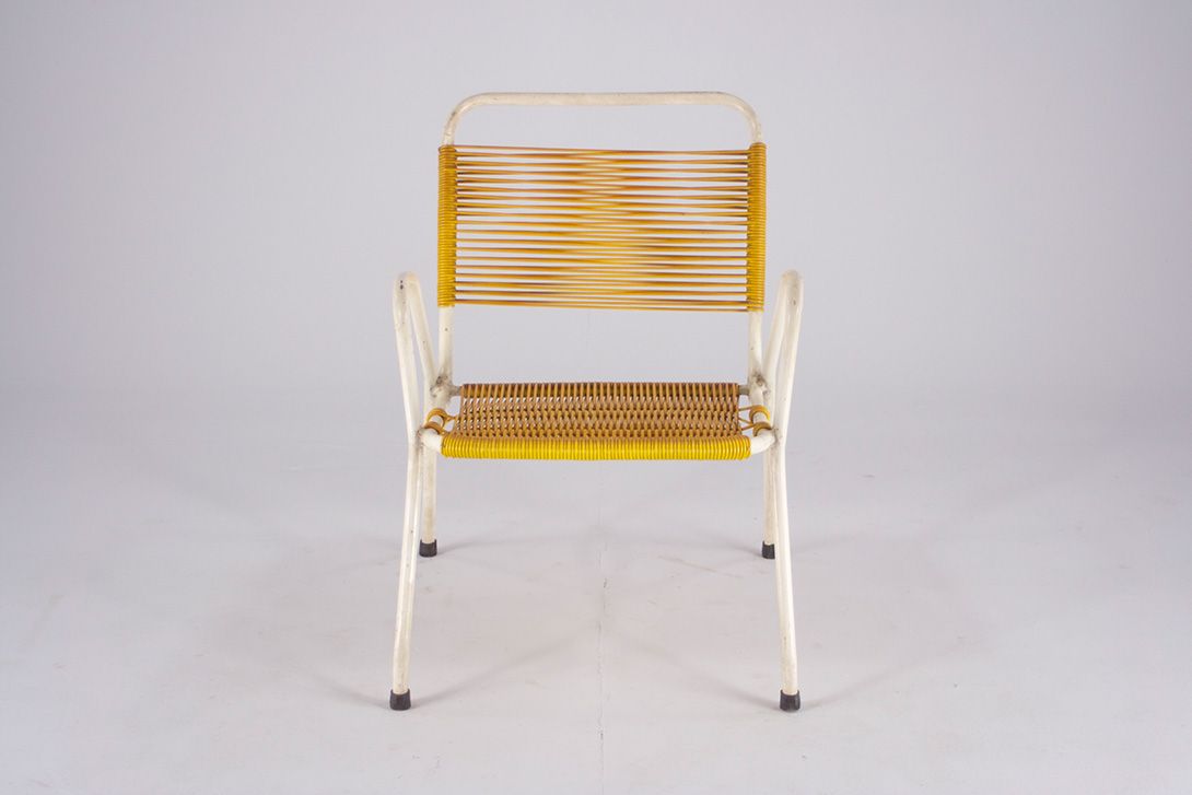 Foto Yellow Rubber Cord Garden Chair