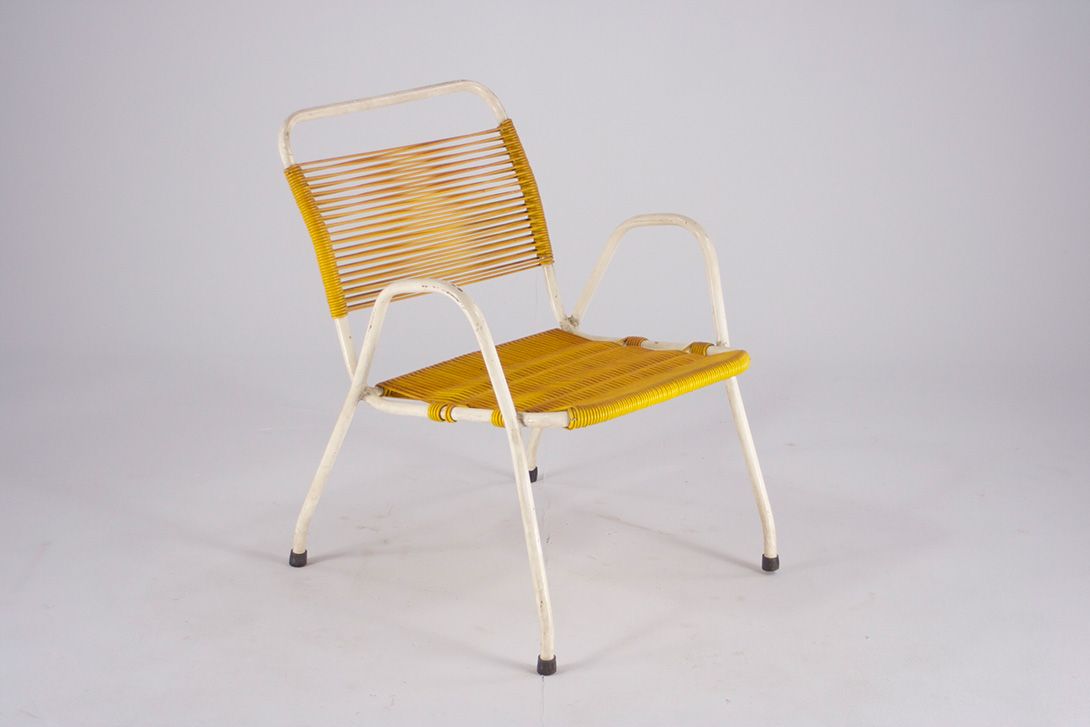Foto Yellow Rubber Cord Garden Chair