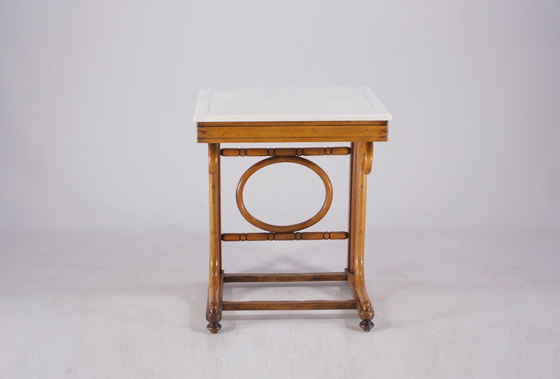Foto Old Wooden Console Table Thonet 1890 h76x49x63